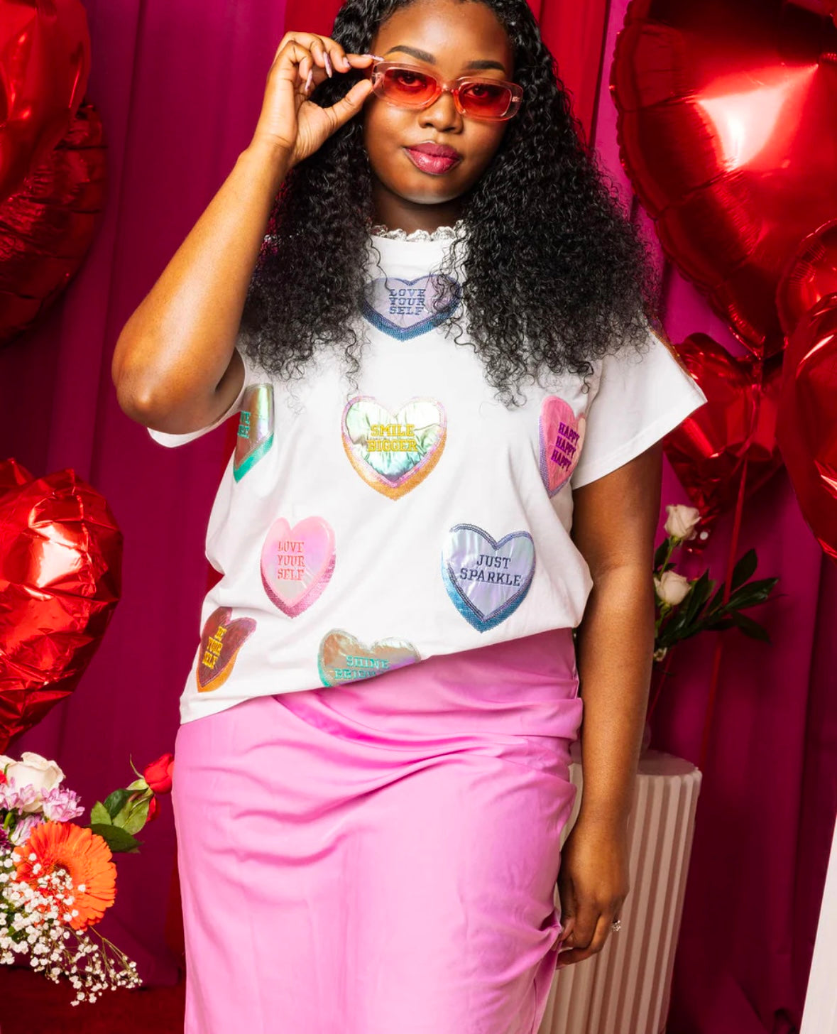 Queen of Sparkles - White Positive Candy Hearts Tee – Golden